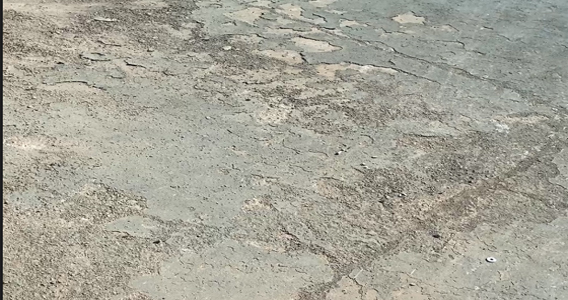 地面起皮麻面凍融