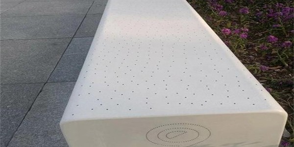 綠色環(huán)保，品質(zhì)保證——選擇藝科石坐凳的理由