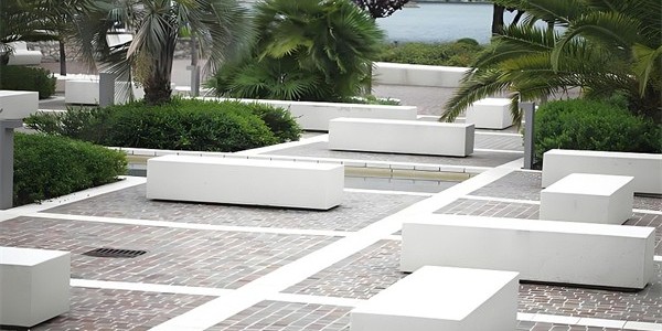 這款藝科石坐凳，品格不一樣，價格親民